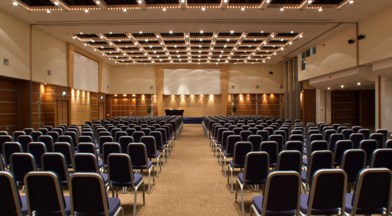 Champagne Suite - Cremant - Theatre 03.jpg