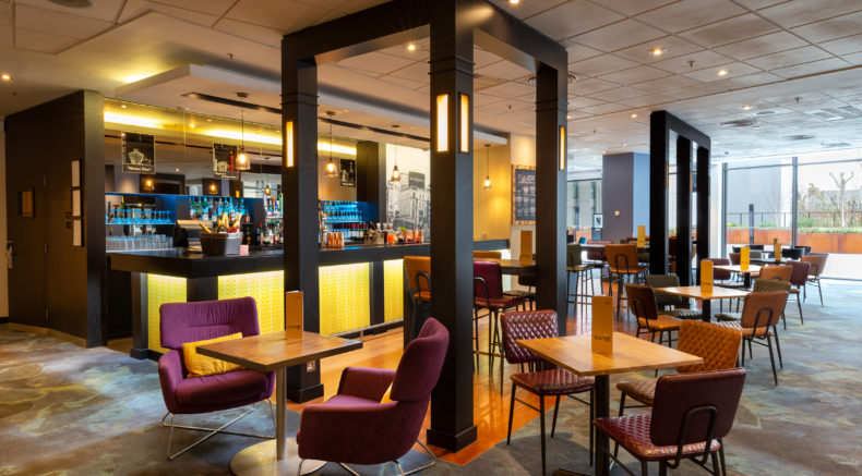 Lounge Bar.jpg