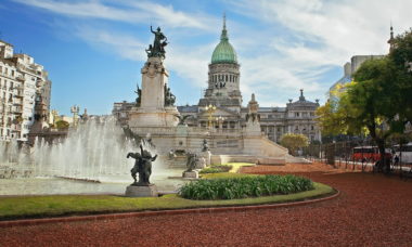 Buenos Aires_shutterstock_559272994.jpg