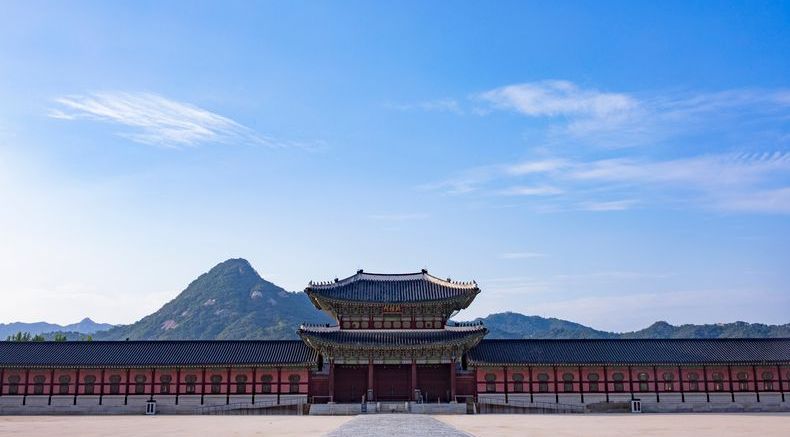 Geongbokgung Palace.jpg